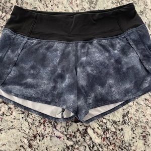 Lululemon run times short